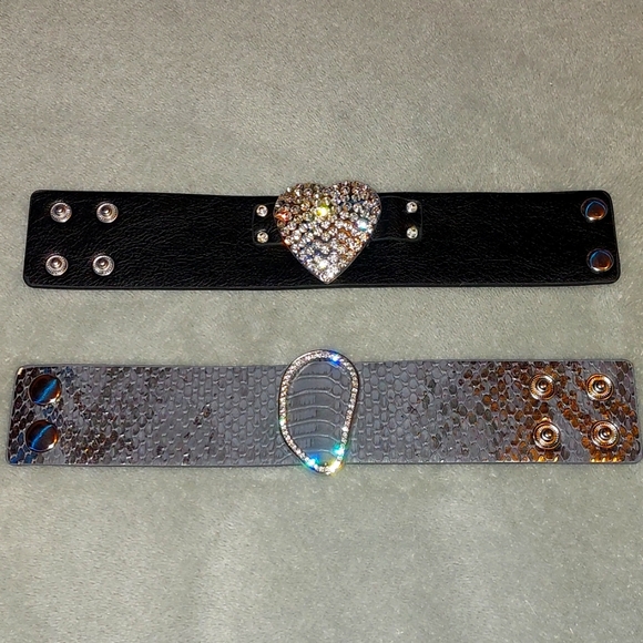 White Rhinestones Bracelets Set - Picture 1 of 9